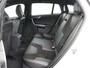 Volvo V60 2.0 T4 Sport | Adaptive cruise | Stoelverwarming | Camera | Trekhaak | Leder/Alcantara | Bi-Xenon | Sportstoelen | Climate control | R Design