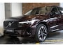 Volvo XC60 T6 Plug-in hybrid AWD Ultra Dark | Panoramadak | Verwarmbare voorstoelen+stuurwiel+achterbank | Premium audio by Harman Kardon | 360° Parkeercamera | Head-up display | Parkeersensoren voor + achter | Google infotainment