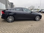 Volvo S60 2.0 D4 Momentum in automaat met leer en parkeersensoren en trekhaak en navigatie en bluetooth telefoon / media en airco