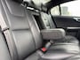 Volvo S60 2.0 D4 Momentum in automaat met leer en parkeersensoren en trekhaak en navigatie en bluetooth telefoon / media en airco