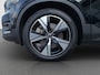 Volvo XC40 Recharge P8 AWD R-Design | Adap. cruise control | Leder | Stoelverwarming | | Cruise control adaptief | Lichtmetalen velgen 19" | R-Design exterieur