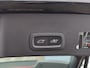 Volvo XC40 Recharge P8 AWD R-Design | Adap. cruise control | Leder | Stoelverwarming | | Cruise control adaptief | Lichtmetalen velgen 19" | R-Design exterieur