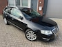 Volkswagen Passat Variant 1.4 TSI Highline BlueMotion / Navi / Leder / PDC / 17 inch / AUT