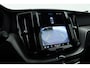 Volvo XC60 2.0 T8 Plug-in hybrid AWD Plus Dark | Luchtvering | ACC | 360 camera | 21 inch | H&K Audio | pano | carplay |