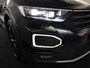 Volkswagen T-Roc 1.5 TSI Sport 150 PK DSG | Navigatie | Black Style pakket | Parkeercamera |