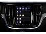 Volvo V60 T6 Plug-in hybrid AWD Plus Dark | Trekhaak | Verwarmbare voorstoelen+stuurwiel+achterbank | Premium audio by Harman Kardon | Verwarmbare voorruit | Rondom zichtcamera | 18 inch Lichtmetalen velgen |