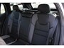 Volvo V60 T6 Plug-in hybrid AWD Plus Dark | Trekhaak | Verwarmbare voorstoelen+stuurwiel+achterbank | Premium audio by Harman Kardon | Verwarmbare voorruit | Rondom zichtcamera | 18 inch Lichtmetalen velgen |