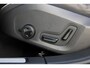 Volvo V60 T6 Plug-in hybrid AWD Plus Dark | Trekhaak | Verwarmbare voorstoelen+stuurwiel+achterbank | Premium audio by Harman Kardon | Verwarmbare voorruit | Rondom zichtcamera | 18 inch Lichtmetalen velgen |
