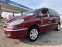 Peugeot 807 2.0 ST, AUTOMAAT, 8 Persoons, climatronic, cruisecontrol, navigatie, trekhaak, afkomstig van 2e eigenaar !