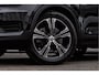 Volvo XC40 1.5 T4 Recharge Inscription Expression Panoramadak/ Stoel-stuurverwarming/ Navigatie/ Carplay/ Pdc v+a/ 19" Lmv