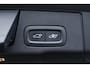 Volvo XC60 T6 Recharge AWD Ultimate Bright | Longe Range | Stoelverwarming | HUD | Leder | 360° Camera | H/K | Keyless