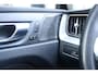 Volvo XC60 T6 Recharge AWD Ultimate Bright | Longe Range | Stoelverwarming | HUD | Leder | 360° Camera | H/K | Keyless