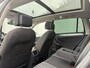 Volkswagen Tiguan 1.4 TSI eHybrid Life Automaat / Wegklapbare Trekhaak 1.800 Kg / Dealer Onderhouden / Panoramadak / Camera / Navigatie / ACC / Travel Assist / Dodehoek Detectie / Stoel & Stuurwielverwarming /