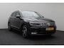 Volkswagen Tiguan 1.4 TSI ACT Connected Series 2017 | Trekhaak | Massage Stoel | Airco | Panoramadak | Cruise Control Adaptief | Stoelverwarming | DAB Radio | Carplay | Achtreruitrij Camera | Navigatie | Boekjes | 2 Sleutels