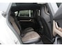 Porsche Taycan Cross Turismo 4 93 kWh / NL Auto! / NIEUWSTAAT! / Panoramadak / 360Camera / Passenger Display / Achterasbesturing / Matrix LED / 21'' / Adaptieve Stoelen / Luchtvering / Stoelventilatie / Dodehoek / Stuurverwarming
