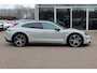 Porsche Taycan Cross Turismo 4 93 kWh 30.644 km! / SoH 94,1% / NL Auto! / NIEUWSTAAT! / Panoramadak / 360Camera / Passenger Display / Achterasbesturing / Matrix LED / 21'' / Adaptieve Stoelen / Luchtvering / Stoelventilatie / Dodehoek / Stu