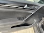 Volkswagen Golf 2.0 TSI GTI Performance. dealer ond. 19 inch LM