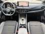 Nissan Qashqai 1.3 MHEV Xtronic Tekna / Trekhaak (1800Kg) / Fabrieksgarantie tot 2-2027 / Panoramadak / ACC / HUD / Navigatie / 360 Camera / Elektr. Stoelen / Stoel & Stuurwiel Verwarming / Elektr. Stoelen / AppleCarplay & Android Auto / LED / DAB / NAP /