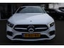 Mercedes-Benz A-klasse 250 e Premium AMG FULL-LED WIDESCREEN SFEERVERL. NIGHTPAKKET LEER/ALCANTARA  STOELVERW. CARPLAY CAMERA 2XPDC 18''LMV