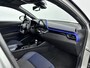 Toyota C-HR 1.8 Hybrid Bi-Tone Plus | Stuur en stoelverwarming | Dode hoeksensor | Navigatie