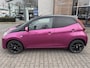 Toyota Aygo X X-CITE NL-AUTO LAGE KM-STAND BI-TONE APPLE/ANDROID LM-VELGEN CAMERA BLUETOOTH ALL SEASON