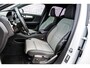 Volvo XC40 1.5 T4 Recharge Inscription | Panoramadak | Donker Glas | Stoel en Stuurverwarming | Navigatie | Parkeer Camera |
