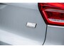 Volvo XC40 1.5 T4 Recharge Inscription | Panoramadak | Donker Glas | Stoel en Stuurverwarming | Navigatie | Parkeer Camera |