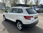 Skoda Karoq 1.0 TSI Style Bus. NAV CAMERA CARPLAY LED.