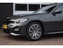 BMW 3-Serie Touring 330e Plugin Hybrid 292PK Aut M-Sport | Panodak | Dravitgrau Individual | Trekhaak | Leder | Incl. garantie
