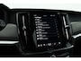 Volvo V90 2.0 T8 Plug-in hybrid AWD Ultra Dark | Luchtvering | 360 Camera | gelaagd glas | H&K audio | ACC | Blis | Pano |