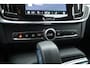 Volvo V90 2.0 T8 Plug-in hybrid AWD Ultra Dark | Luchtvering | 360 Camera | gelaagd glas | H&K audio | ACC | Blis | Pano |