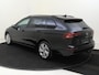Volkswagen Golf Variant Life Edition | 'App-Connect' draadloze smartphone integratie | Achterbank in ongelijke delen neerklapbaar incl. middenarmsteun en doorlaadmogelijkheid | Afstandscontrolesysteem (Front Assist)