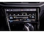 Volkswagen T-Roc 1.5 TSI R-Line | Blackstyle pakket | DAB + | IQ Light | 19' LM Zwart