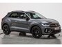 Volkswagen T-Roc 1.5 TSI R-Line | Blackstyle pakket | DAB + | IQ Light | 19' LM Zwart