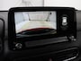 Hyundai Kona Electric EV Premium 64 kWh | SOH 100% | 3 Fase | Stoelventilatie | Head-Up | Leder | Adaptive cruise | Carplay | Stoelverwarming | Navigatie | Keyless | Climate control