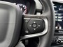 Volvo XC40 1.5 T2 R-Design | Keyless entry/start | Adaptief | BLIS | Stoelverwarming/stuurverwarming | 20"velgen | Extra getint glas | Apple carplay/android auto | Volvo on Call |