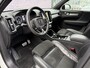 Volvo XC40 1.5 T2 R-Design | Keyless entry/start | Adaptief | BLIS | Stoelverwarming/stuurverwarming | 20"velgen | Extra getint glas | Apple carplay/android auto | Volvo on Call |