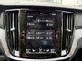 Volvo XC40 1.5 T2 R-Design | Keyless entry/start | Adaptief | BLIS | Stoelverwarming/stuurverwarming | 20"velgen | Extra getint glas | Apple carplay/android auto | Volvo on Call |