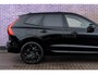 Volvo XC60 2.0 T8 Plug-in hybrid AWD Plus Black Edition | PHEV | Panoramadak | Achteruitrijcamera | Harman Kardon Audio | Lichtmetalen Velgen 21 inch | Sportstoelen | Keyless Entry | Stuur- / Stoelverwarming | Keyless | Navigatie | Apple Carplay | Android Auto