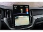 Volvo XC60 2.0 T8 Plug-in hybrid AWD Plus Black Edition | Facelift | Panoramadak | Achteruitrijcamera | Harman Kardon Audio | Lichtmetalen Velgen 21 inch | Sportstoelen | Keyless Entry | Stuur- / Stoelverwarming | Keyless | Navigatie | Apple Carplay | Android Auto