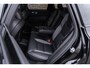 Volvo XC60 2.0 T8 Plug-in hybrid AWD Plus Black Edition | Facelift | Panoramadak | Achteruitrijcamera | Harman Kardon Audio | Lichtmetalen Velgen 21 inch | Sportstoelen | Keyless Entry | Stuur- / Stoelverwarming | Keyless | Navigatie | Apple Carplay | Android Auto