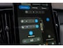 Volvo XC60 2.0 T8 Plug-in hybrid AWD Plus Black Edition | Facelift | Panoramadak | Achteruitrijcamera | Harman Kardon Audio | Lichtmetalen Velgen 21 inch | Sportstoelen | Keyless Entry | Stuur- / Stoelverwarming | Keyless | Navigatie | Apple Carplay | Android Auto