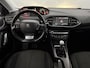 Peugeot 308 SW 1.2 PureTech Blue Lease Executive Panoramadak, Parkeersensoren, Navi, Rijstrook correctie, A start stop, Cruise control, Clima