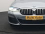 BMW 5-Serie Touring 530e xDrive M Sport PHEV 293pk Dealer O.H. | Panodak | Head Up | Laser LED | 360 Camera | Harman & Kardon | Sfeerverlichting | Alcantara Sportstoelen Verwarmd | Keyless | Blis | Virtual | Navigatie | DAB | Plug In Hybrid