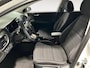Kia Stonic 1.0 T-GDi DynamicPlusLine | Apple Carplay / Android Auto | Navigatiesysteem | Licht + Regensensor | Parkeersensoren + Camera Achter | Cruise Control | Climate Control | Rijstrooksensor + Correctie | 17"Lichtmetalen Velgen