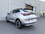 Opel Grandland 1.2 Turbo Ultimate 130PK Automaat | Stoel en stuurverwarming | Achteruit rij camera | Parkeersensoren voor en achter | Nieuw Binnen!