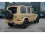 Mercedes-Benz G-klasse 580 met EQ-Technologie 116 kWh l MANUFAKTUR Woestijnzand l Burmester 3D l Nightpakket l Elektrisch schuifdak l Warmtecomfortpakket l