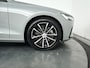 Volvo V60 T6 Plug-in hybrid AWD Plus Dark | Parkeercamera | Stoel- en Stuurverwarming | Harman Kardon | Trekhaak