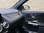 Mercedes-Benz GLA 250 e AMG Line 218pk | Panoramadak | Adaptieve cruise | Camera | Elektrisch verstelbare sportstoelen met memory | Navigatie | Wegklapbare trekhaak | LED | DAB | Stoelverwarming | Volledig onderhouden!