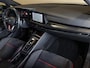Volkswagen Golf 2.0 TSI GTI Clubsport / 300pk / Panorama dak / Harman kardon / Stuur en stoelverwarming /